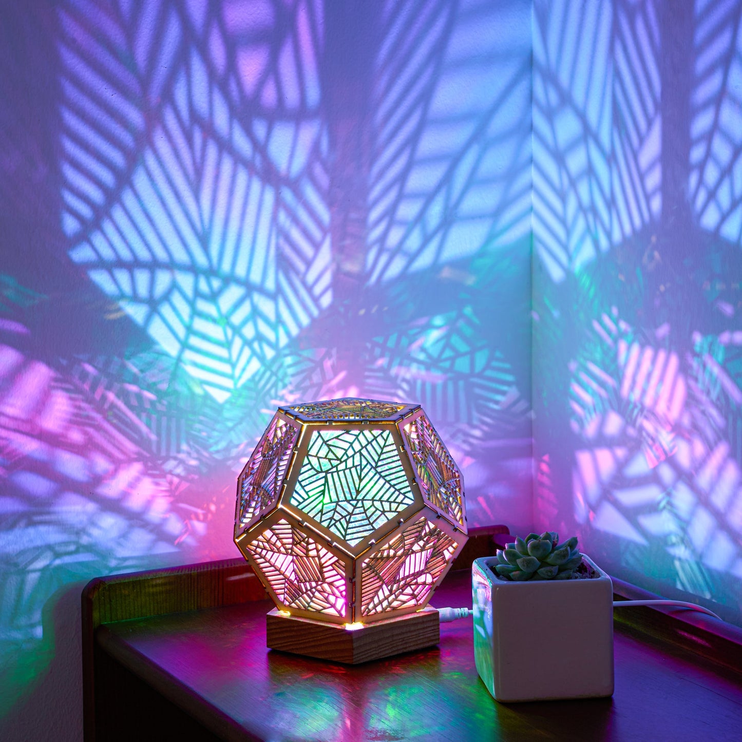 Bohemian Polar Star Table Lamp by EP Light
