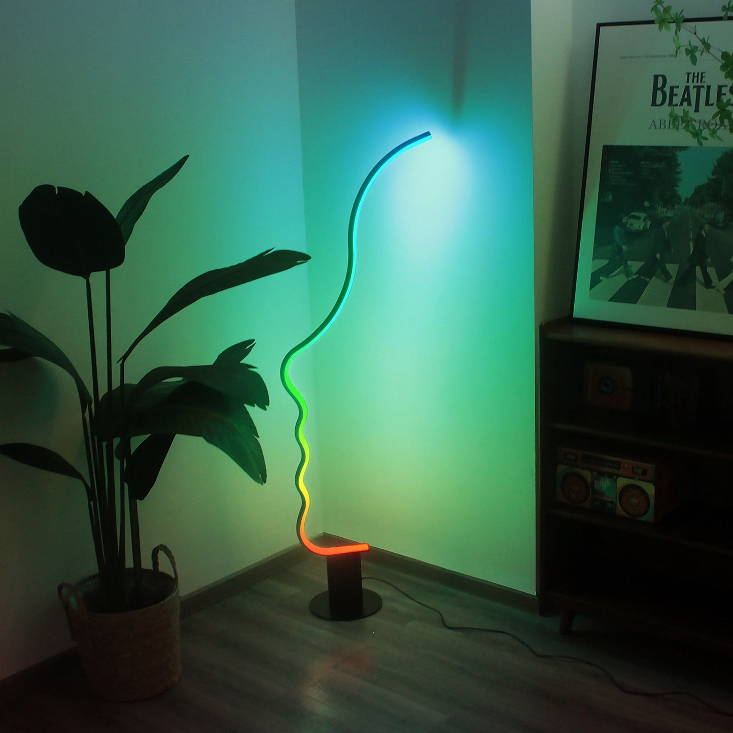 Edward Visage RGB Lamp by EP Light